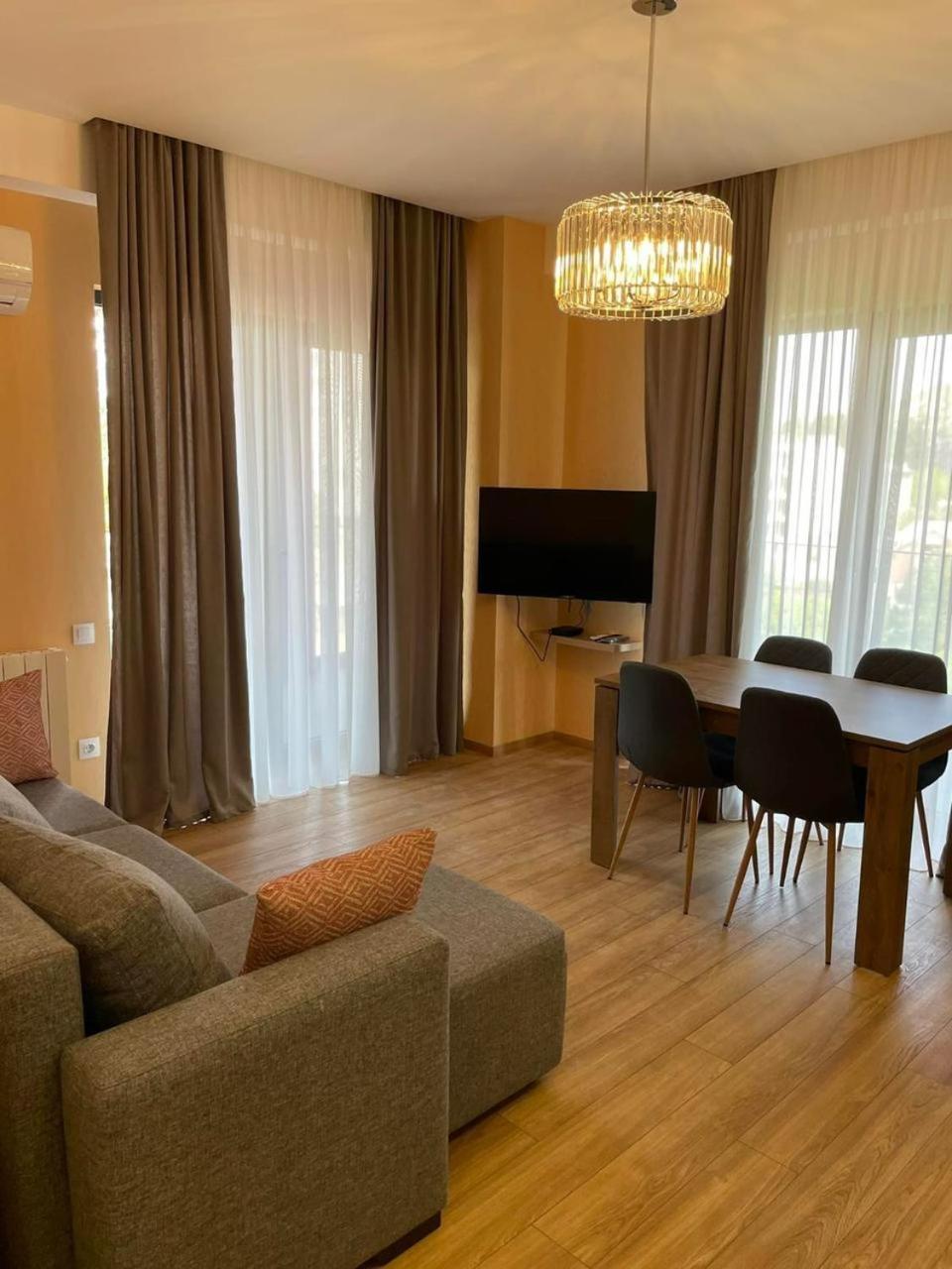 Tbilisi Hilton Apartment エクステリア 写真