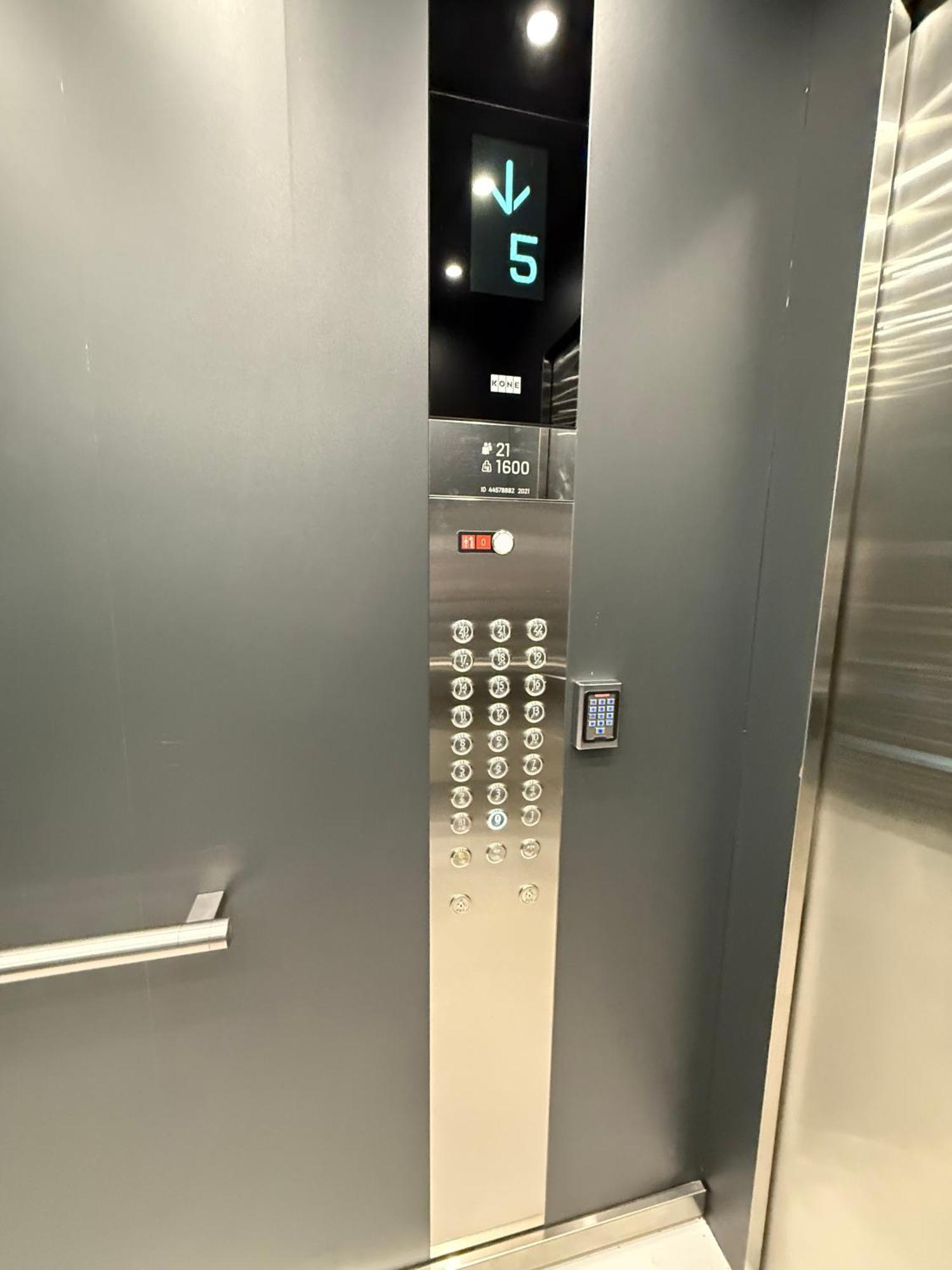 Tbilisi Hilton Apartment エクステリア 写真